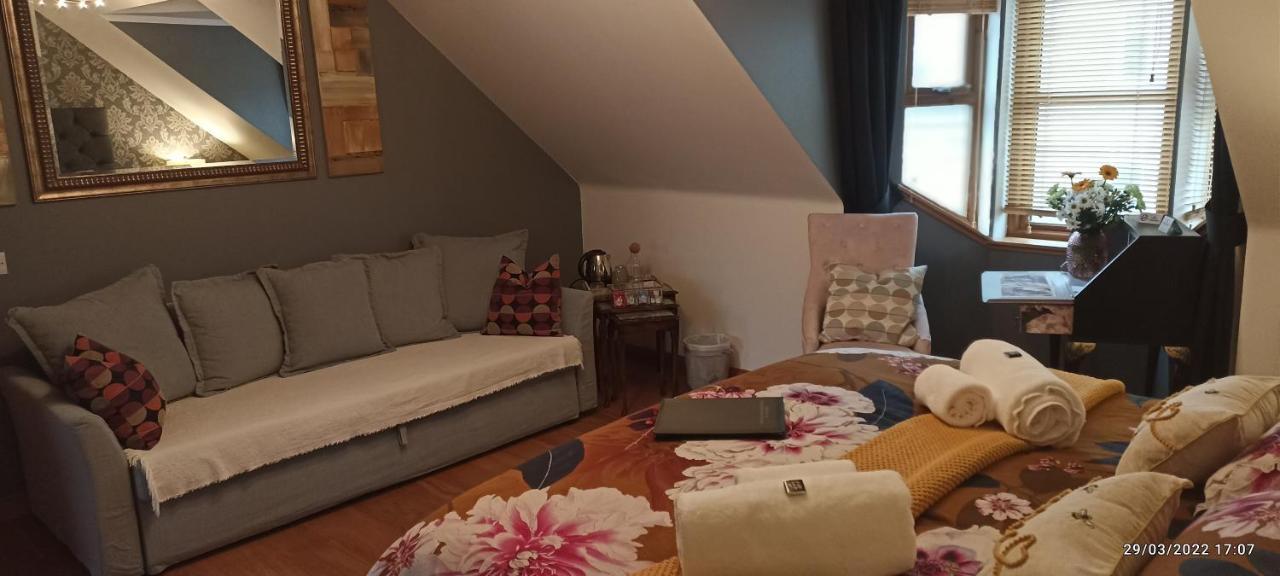 Outlander Boutique B&B Super King Cruden Bay Esterno foto
