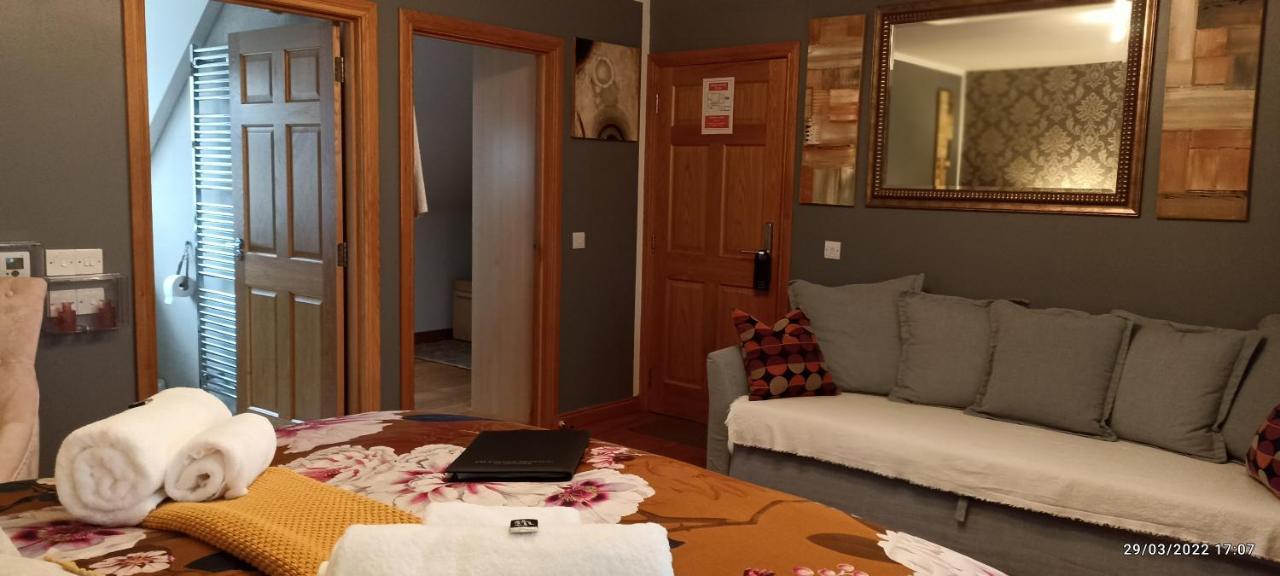 Outlander Boutique B&B Super King Cruden Bay Esterno foto